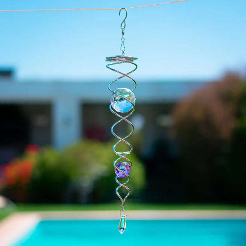 CrystalTwister - Elegantti ja säihkeä tuulikello