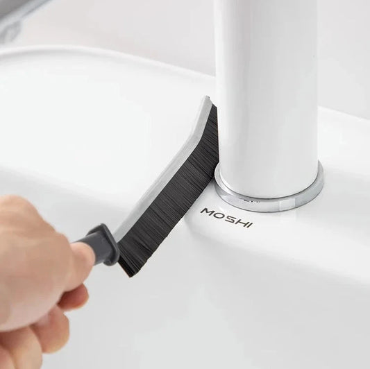 Cleaning brush – For deep cleaning hard-to-reach areas